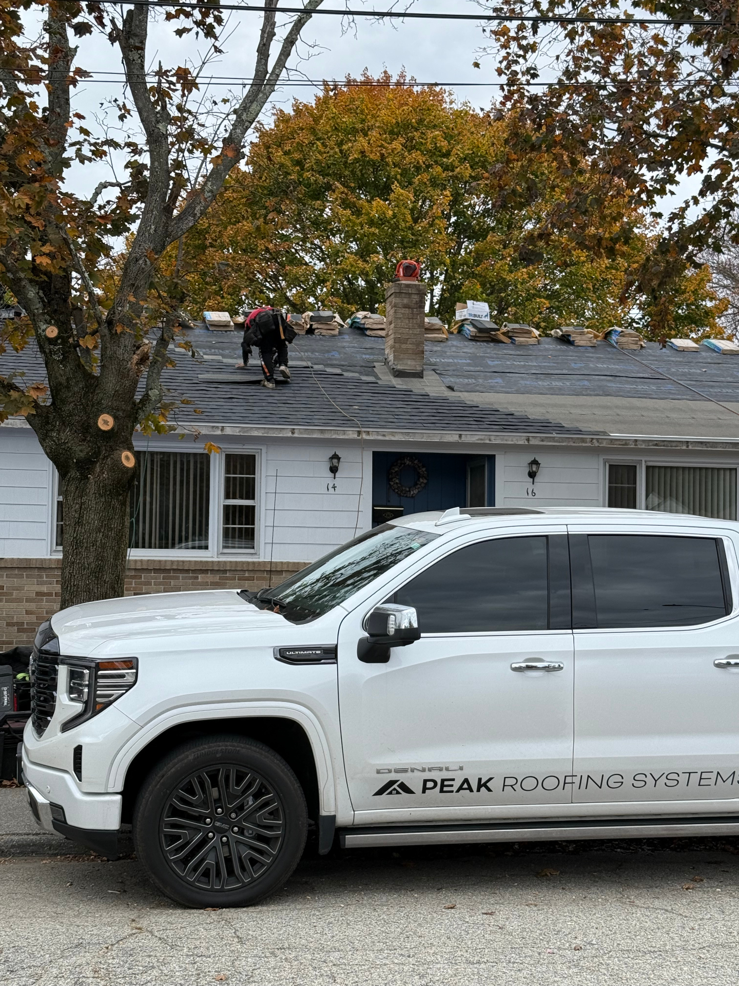 How Much Does a New Roof Cost in Rhode Island in 2024?